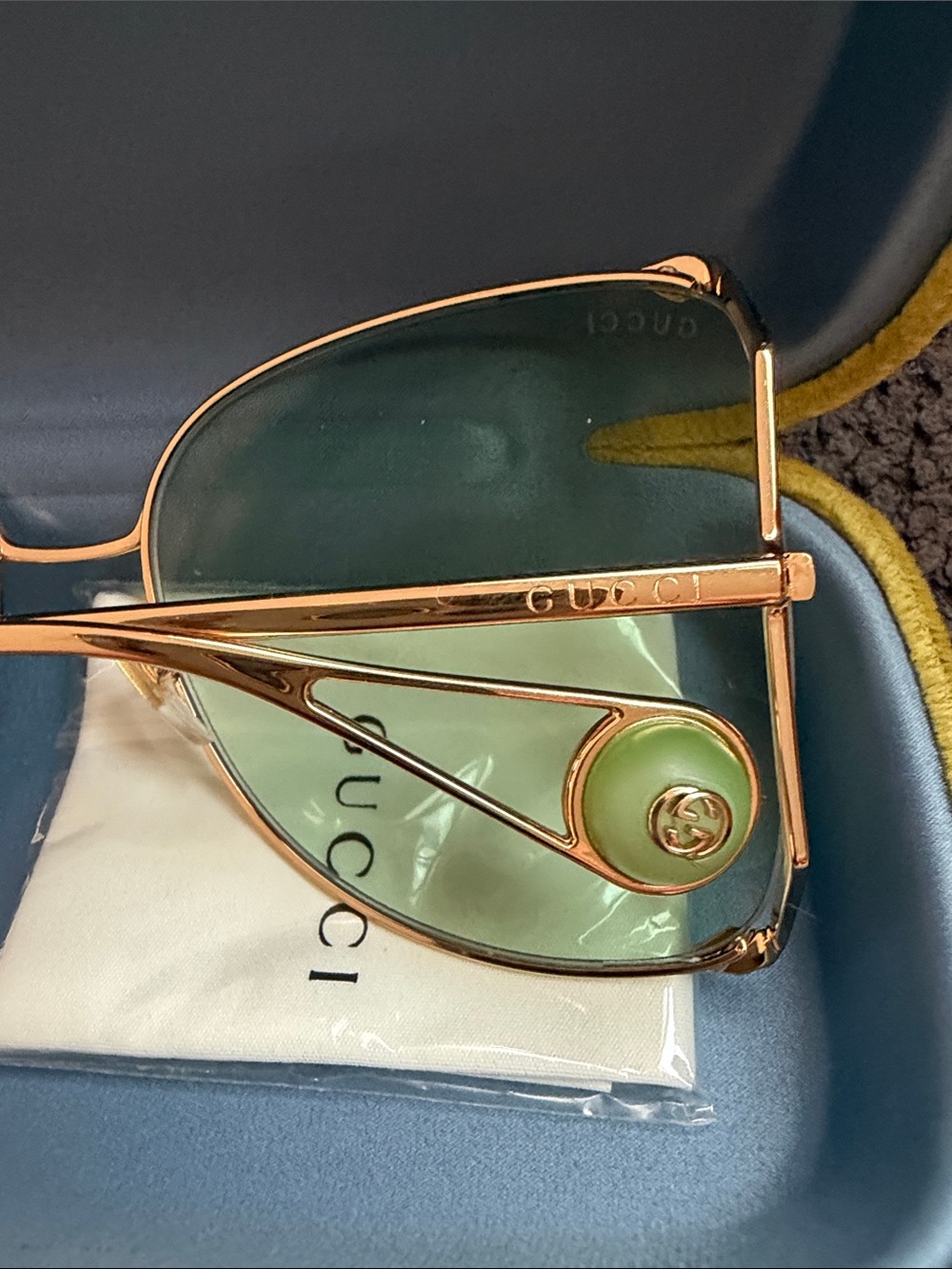 Gucci Women’s Gold Aviator Sunglasses with Green Lenses - Picture 6 of 9